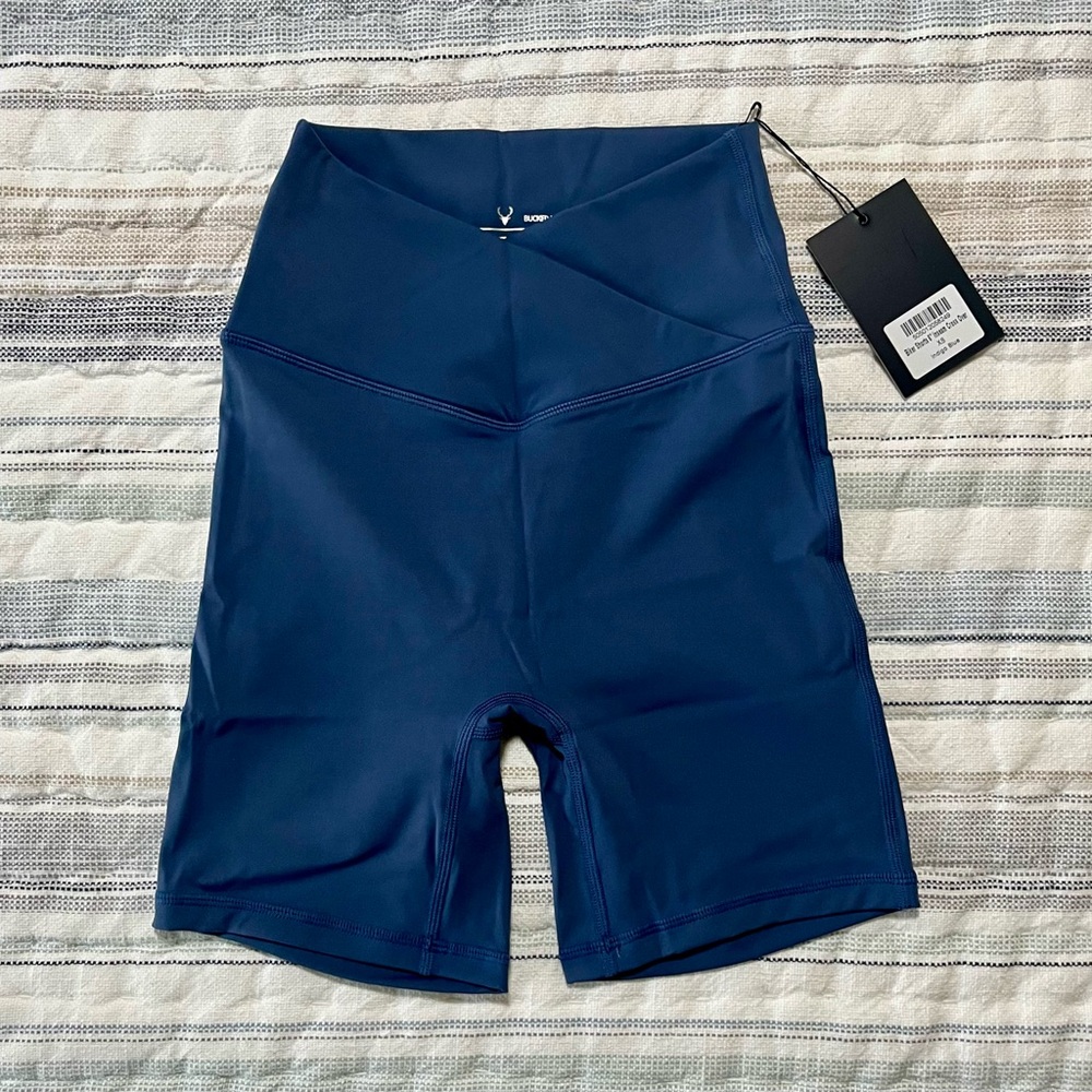 Bucked Up Biker Shorts 6” Inseam Cross Over